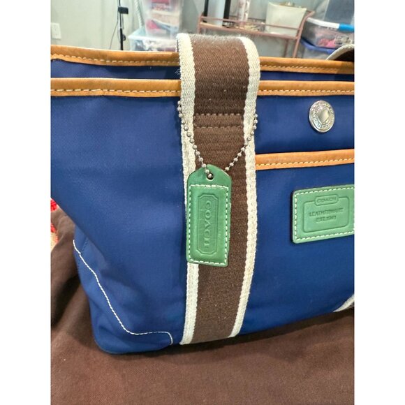 Vintage early 2000's Mini Coach Hampton Weekend Tote, w/ dust bag - Picture 5 of 13